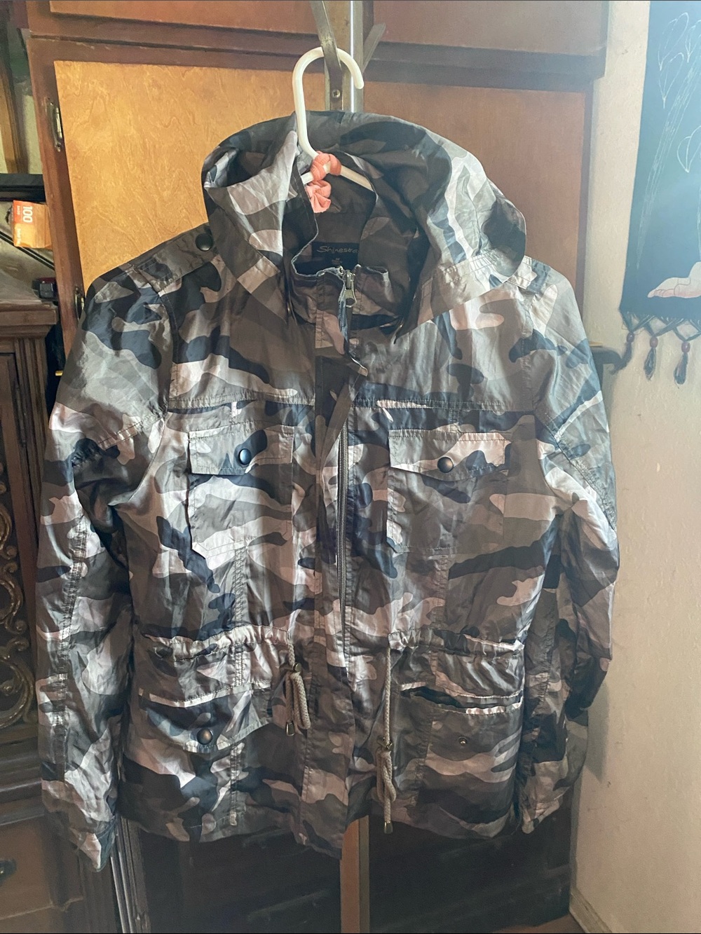 Women Shinestar Black and Gray Camouflage Hooded Anorak(very light jacket)